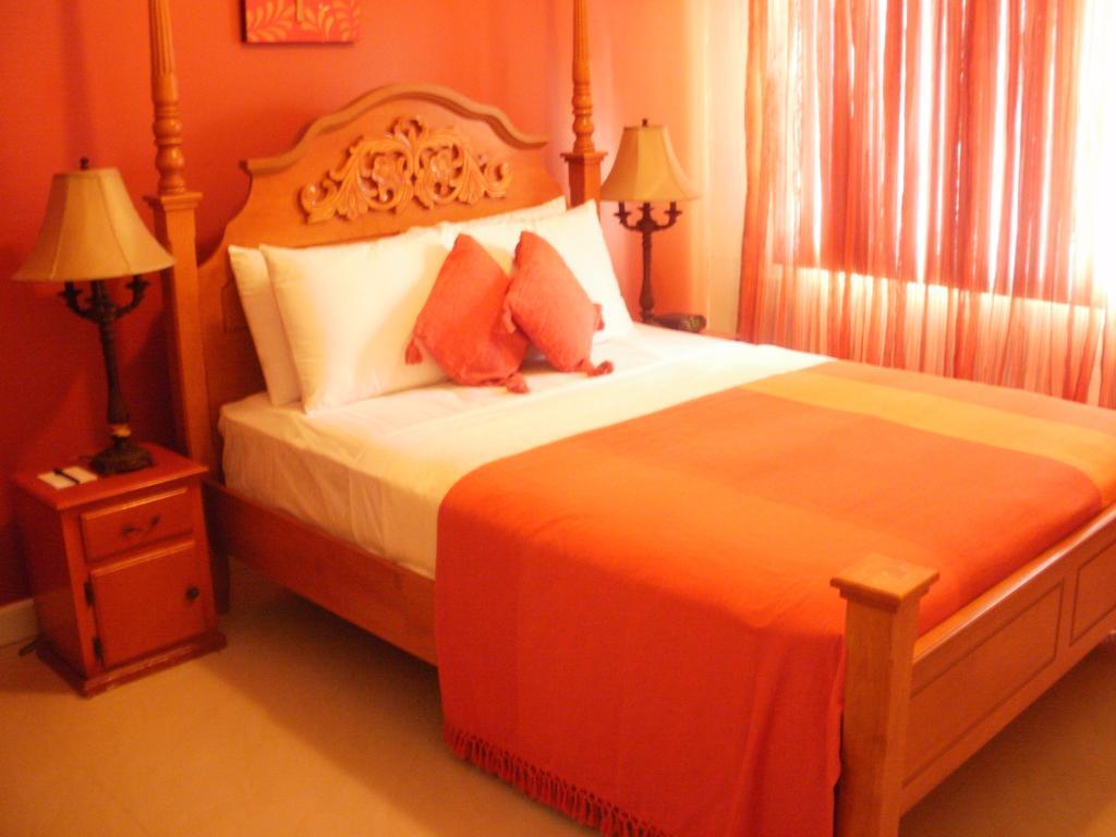 Inn Flight Suites Piarco Esterno foto